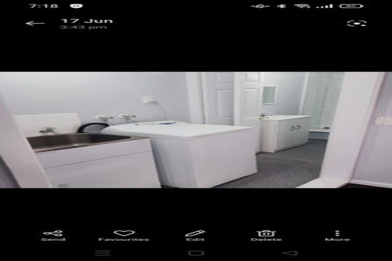 Photo of property in 64 Trias Road, Totara Vale, Auckland, 0629