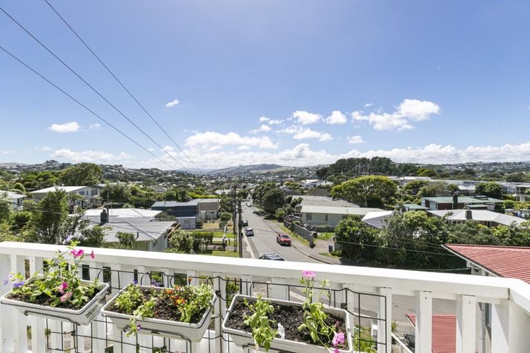 Photo of property in 1/30 Arapiko Street, Johnsonville, Wellington, 6037