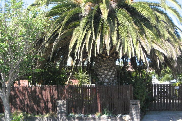 Photo of property in 60 Bickerton Street, Wainoni, Christchurch, 8061