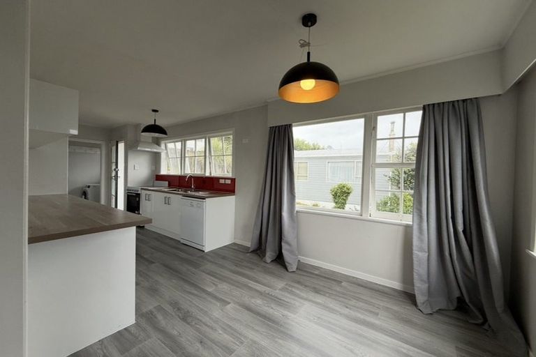 Photo of property in 117 Conclusion Street, Ascot Park, Porirua, 5024