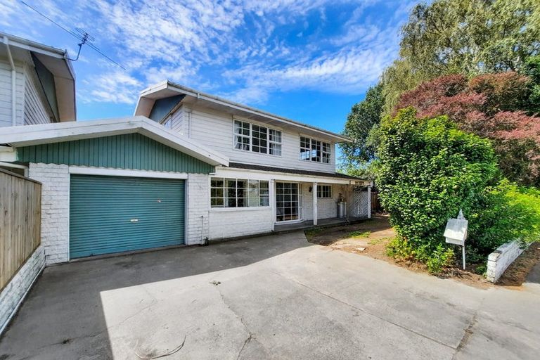 Photo of property in 70 Maidstone Road, Ilam, Christchurch, 8041