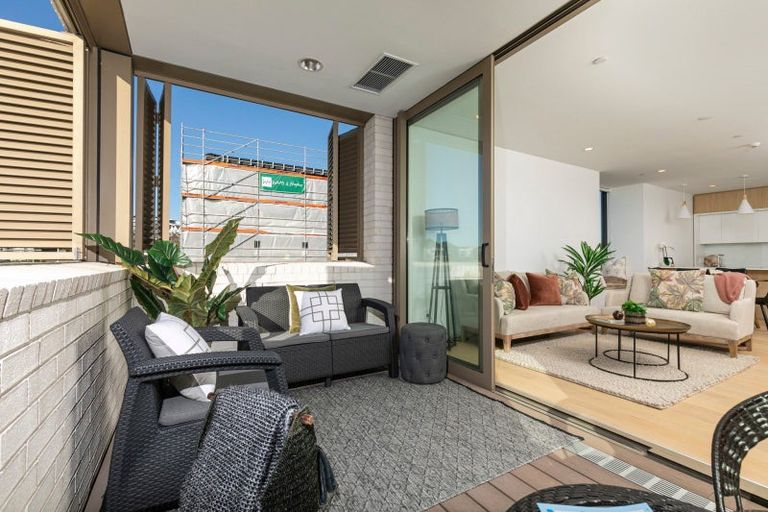 Photo of property in 204/167 Glenvar Ridge Road, Long Bay, Auckland, 0630