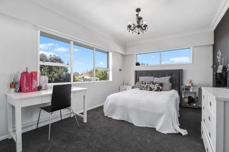 Photo of property in 35 Marnane Terrace, St Andrews, Hamilton, 3200