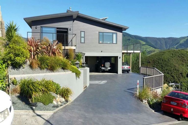 Photo of property in 24 Heemskerck Place, Britannia Heights, Nelson, 7010