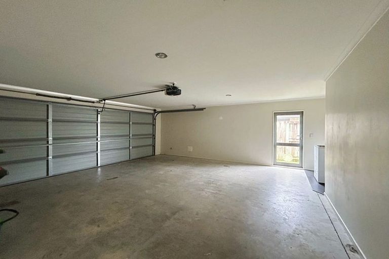 Photo of property in 11 Wessex Place, Rototuna North, Hamilton, 3210