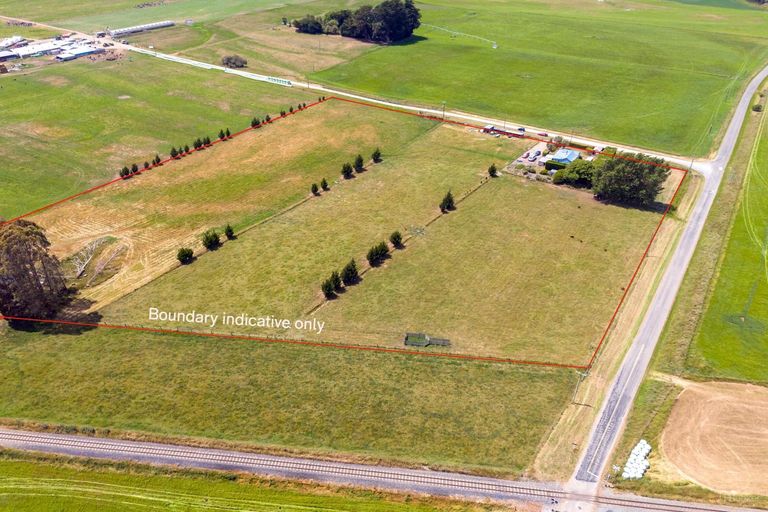 Photo of property in 7 Keens Road, Morven, Waimate, 7980