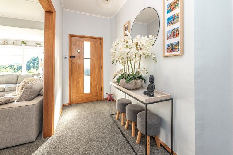 Photo of property in 17 Tulloch Street, Saint Johns Hill, Whanganui, 4500