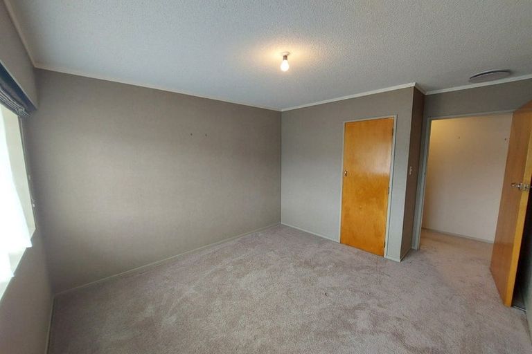 Photo of property in 22 Splitt Avenue, Glenview, Hamilton, 3206