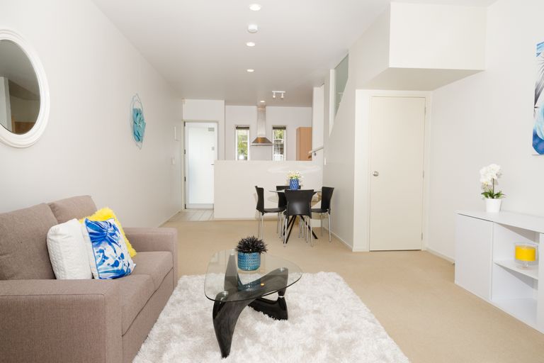 Photo of property in 25 Albionvale Road, Glen Eden, Auckland, 0602