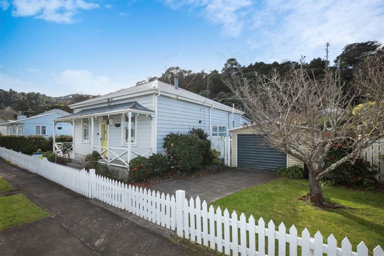 Photo of property in 810 Queen Sh25 Street, Thames, 3500