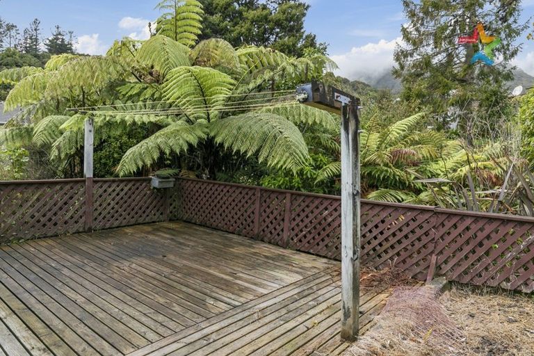 Photo of property in 70a Tawhai Street, Stokes Valley, Lower Hutt, 5019