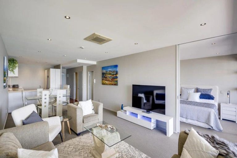 Photo of property in 502/7 Humber Street, Pandora, Napier, 4110