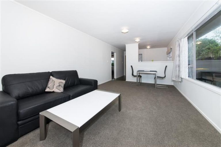 Photo of property in 1/3 Dorendia Place, Clendon Park, Auckland, 2103