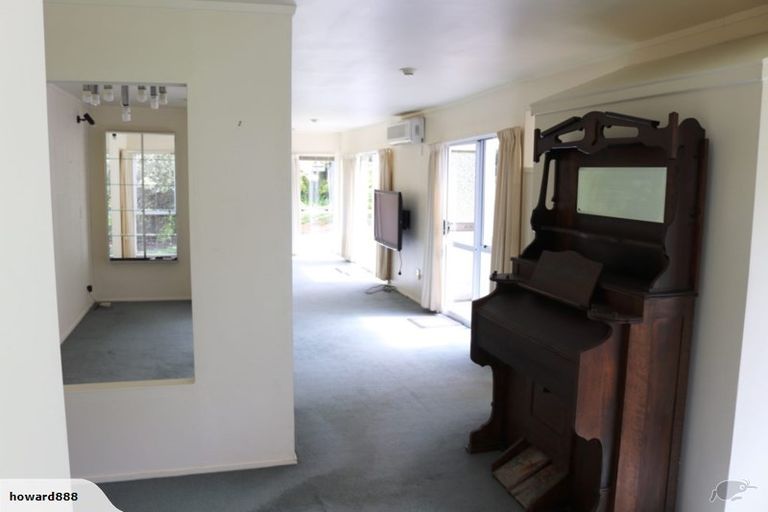 Photo of property in 36 Parkes Avenue, Saint Johns Hill, Whanganui, 4501