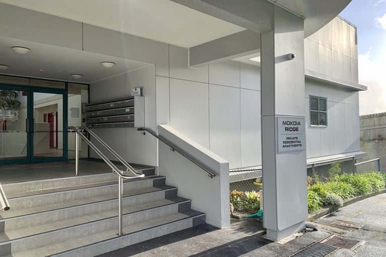 Photo of property in Mokoia Ridge, 1j/68 Mokoia Road, Birkenhead, Auckland, 0626