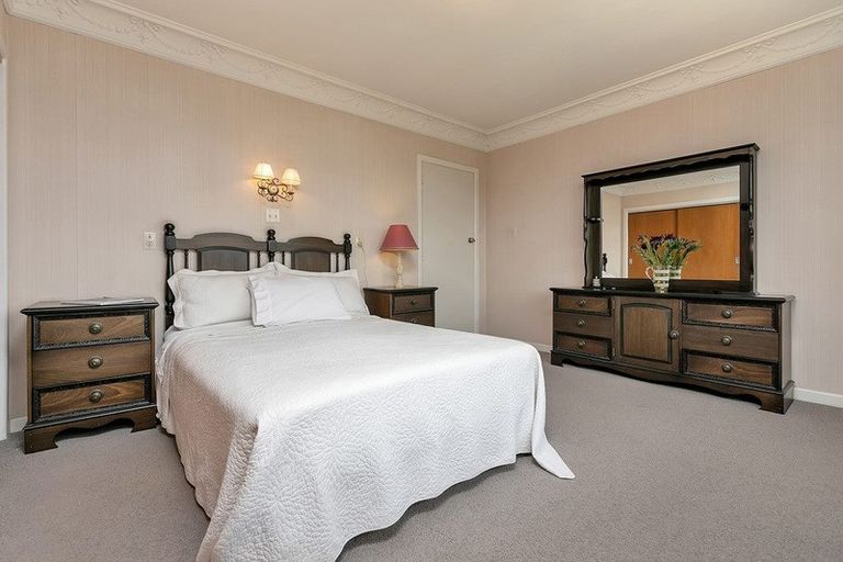 Photo of property in 14 Dudding Avenue, Northcote, Auckland, 0627