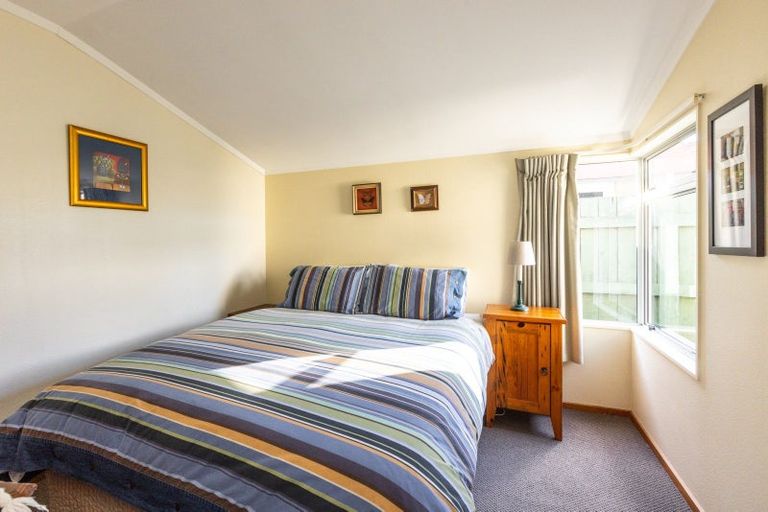 Photo of property in 79 Upham Crescent, Taradale, Napier, 4112