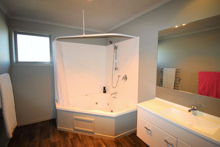 Photo of property in 29 Albert Drive, Clyde, 9330