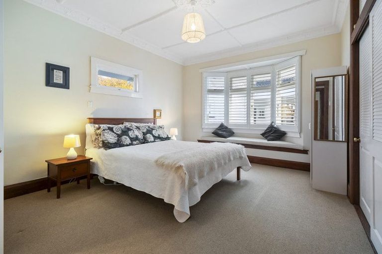 Photo of property in 44 Manapouri Crescent, Hokowhitu, Palmerston North, 4410