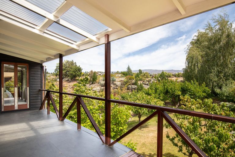 Photo of property in 14 Lanes Road, Bridge Hill, Alexandra, 9320