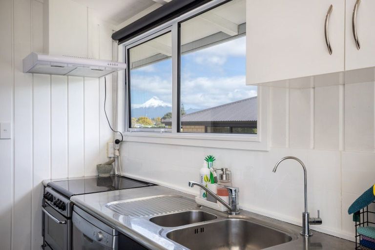 Photo of property in 31a Hua Street, Bell Block, New Plymouth, 4312
