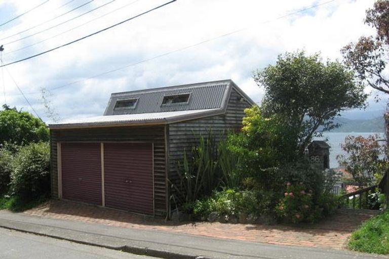 Photo of property in 86 Tio Tio Road, Seatoun, Wellington, 6022