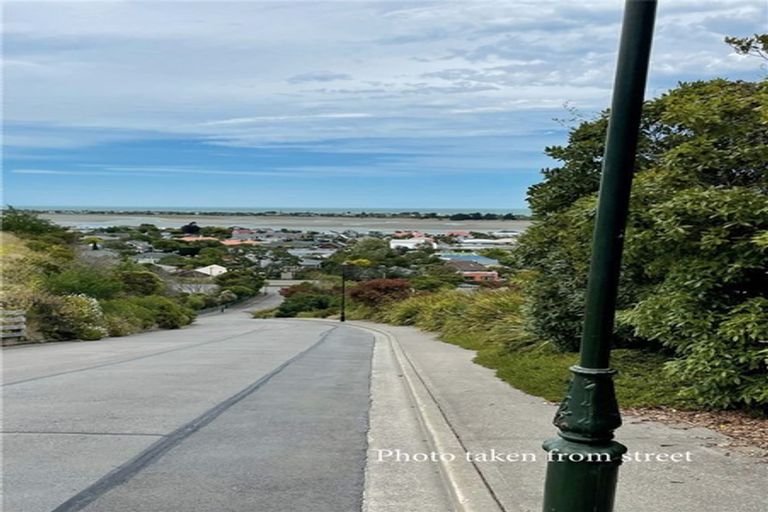 Photo of property in 13 Egnot Heights, Redcliffs, Christchurch, 8081