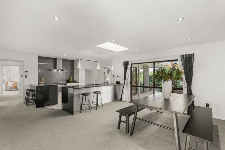 Photo of property in 71 Westlake Drive, Halswell, Christchurch, 8025