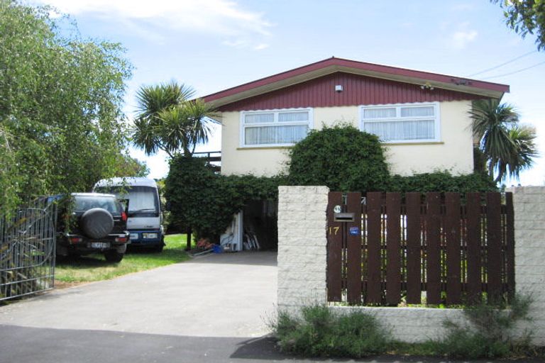 Photo of property in 17 Alpine View Lane, Parklands, Christchurch, 8083