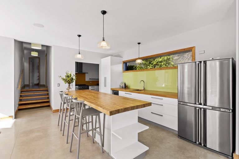 Photo of property in 16 Mckellar Drive, Jacks Point, Queenstown, 9371