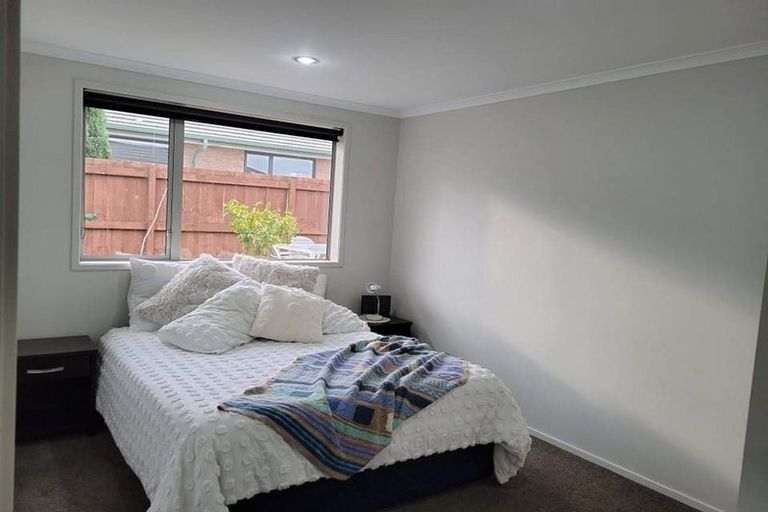 Photo of property in 28 Helenslee Road, Pokeno, 2402