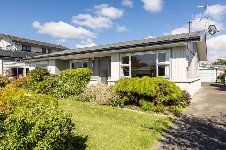 Photo of property in 35 Murphy Road, Taradale, Napier, 4112