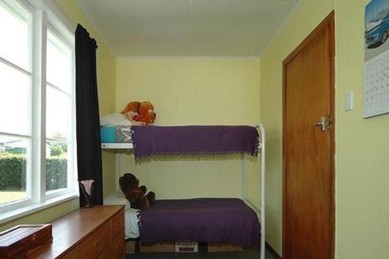 Photo of property in 20 Elliot Street, Inglewood, 4330