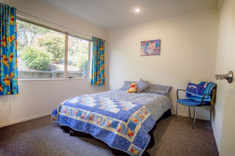 Photo of property in 6 Cabernet Close, Paraparaumu, 5032