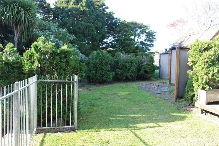 Photo of property in 160 Charles Prevost Drive, The Gardens, Auckland, 2105