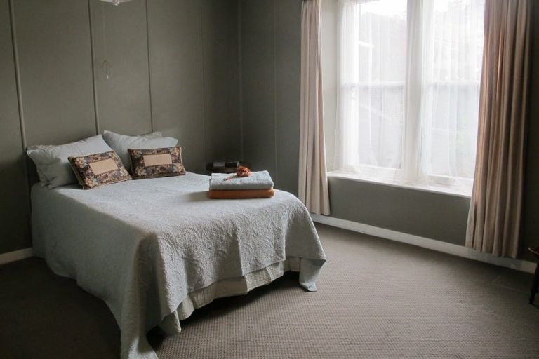 Photo of property in 2 Bruce Street, Roslyn, Dunedin, 9011