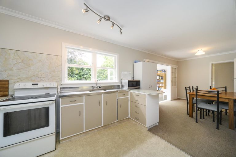 Photo of property in 34 Macarthur Street, Levin, 5510