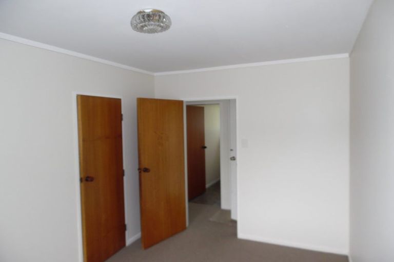 Photo of property in 2 Rajkot Terrace, Broadmeadows, Wellington, 6035