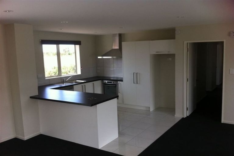 Photo of property in 146c High Street, Oxford, 7430