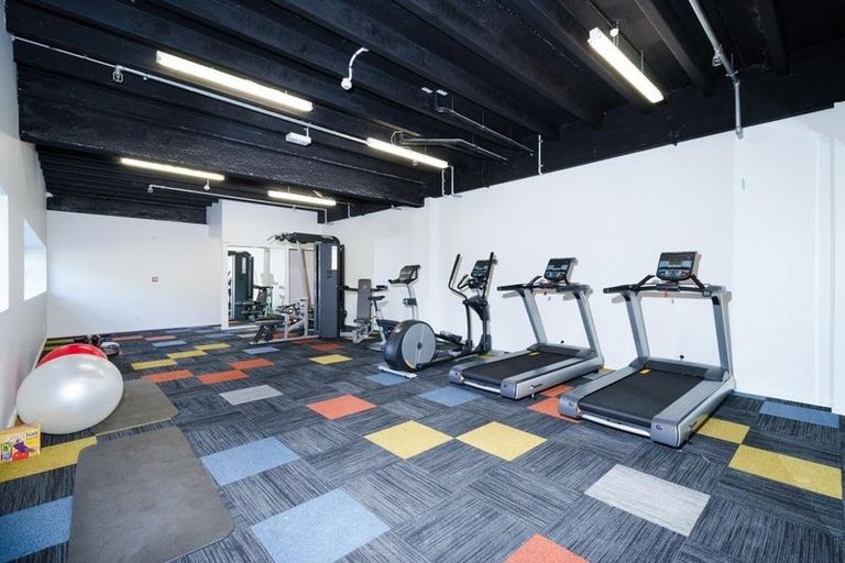 Photo of property in 1f/30 Westward Ho, Glen Eden, Auckland, 0602