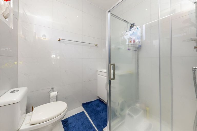 Photo of property in 1/33 Landscape Road, Papatoetoe, Auckland, 2025