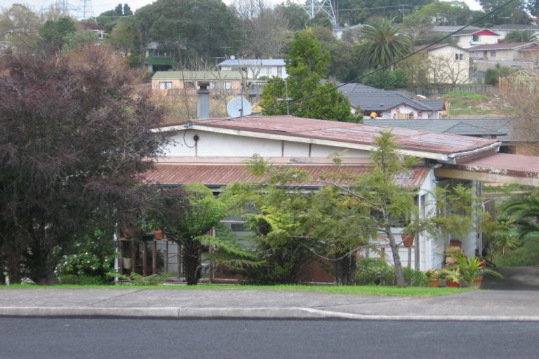 Photo of property in 109 Triangle Road, Massey, Auckland, 0614