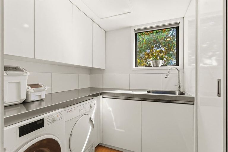 Photo of property in 190 Fendalton Road, Fendalton, Christchurch, 8052