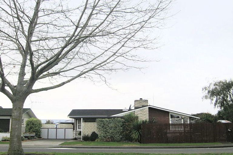 Photo of property in 104 Flaxmere Avenue, Flaxmere, Hastings, 4120