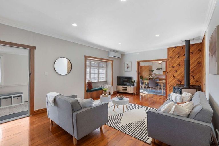 Photo of property in 1 Kent Road, Regent, Whangarei, 0112