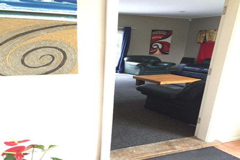 Photo of property in 369 Marine Parade, New Brighton, Christchurch, 8061