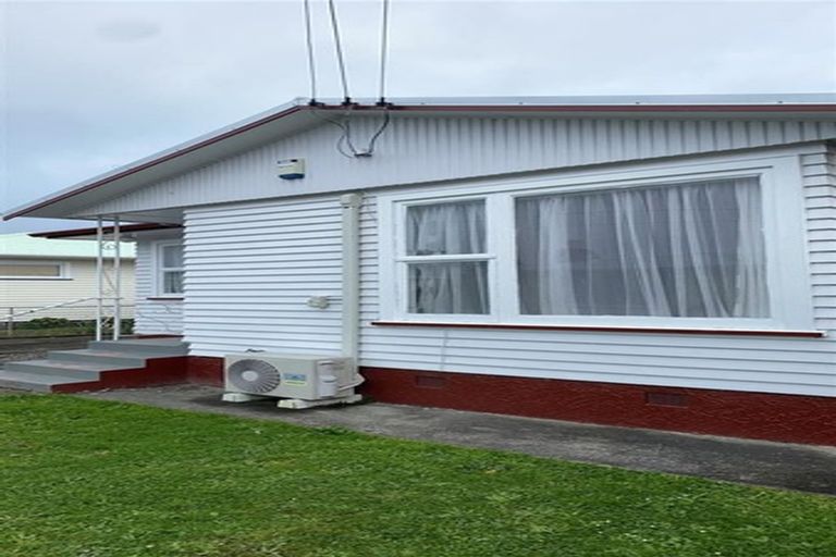 Photo of property in 6 Linley Place, Levin, 5510