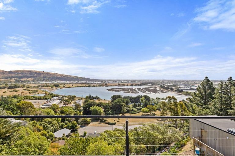 Photo of property in 5 Osmond Lane, Mount Pleasant, Christchurch, 8081