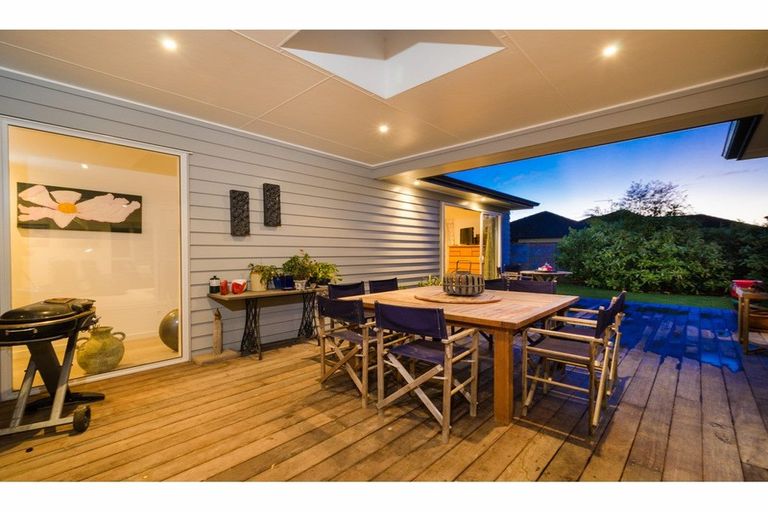 Photo of property in 127 Matua Road, Huapai, Kumeu, 0810