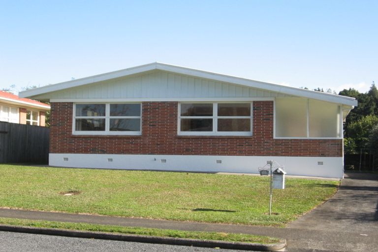 Photo of property in 10 Kahurangi Place, Hillpark, Auckland, 2102